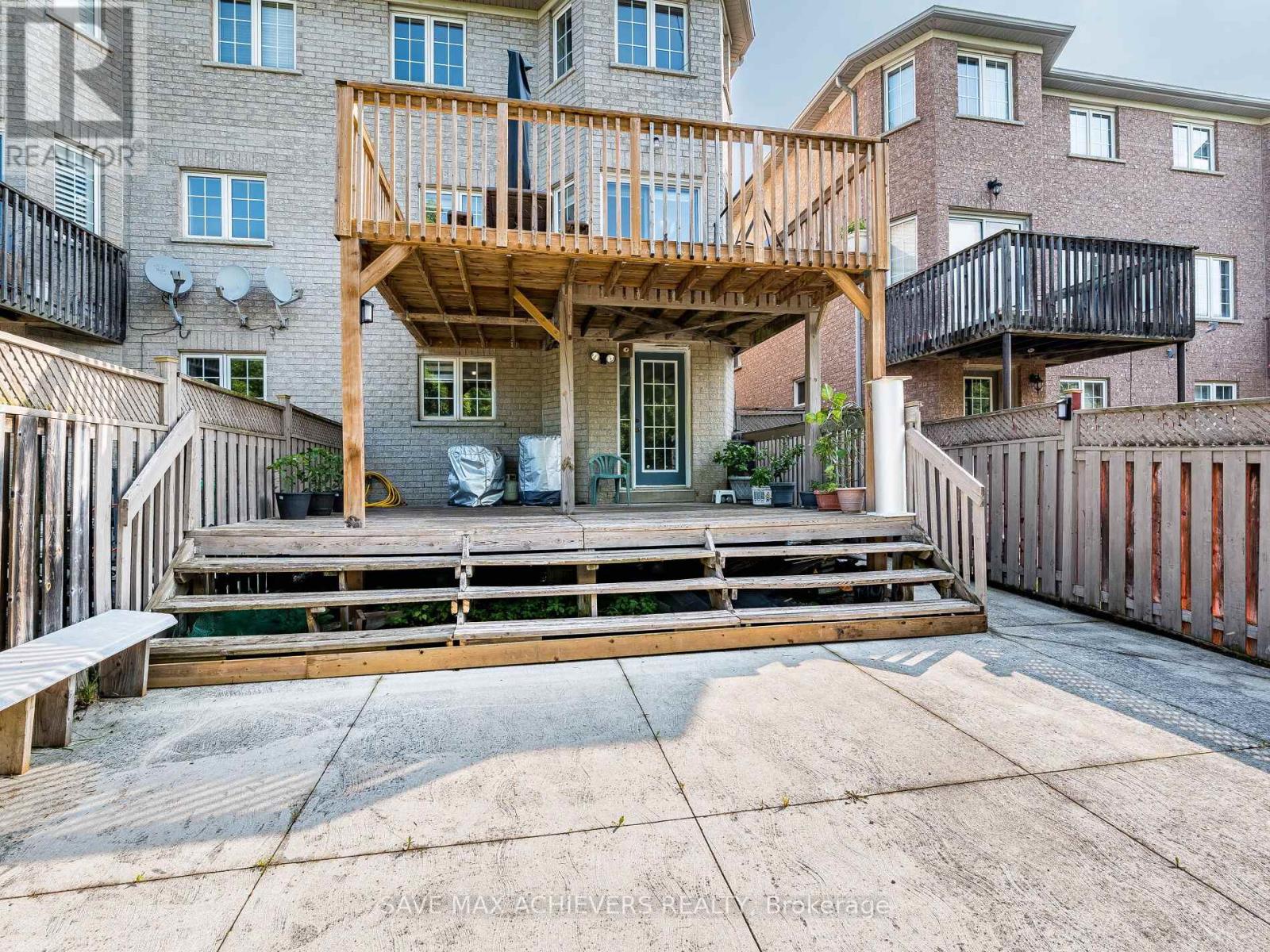 65 Eastview Gate, Brampton, Ontario  L6P 1N5 - Photo 46 - W12405175