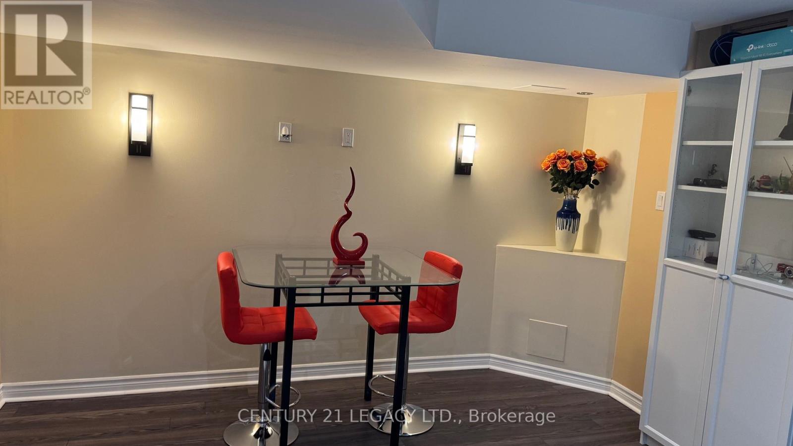 674 Coach Drive Se, Mississauga (Hurontario), Ontario  L5R 0C6 - Photo 36 - W12405183