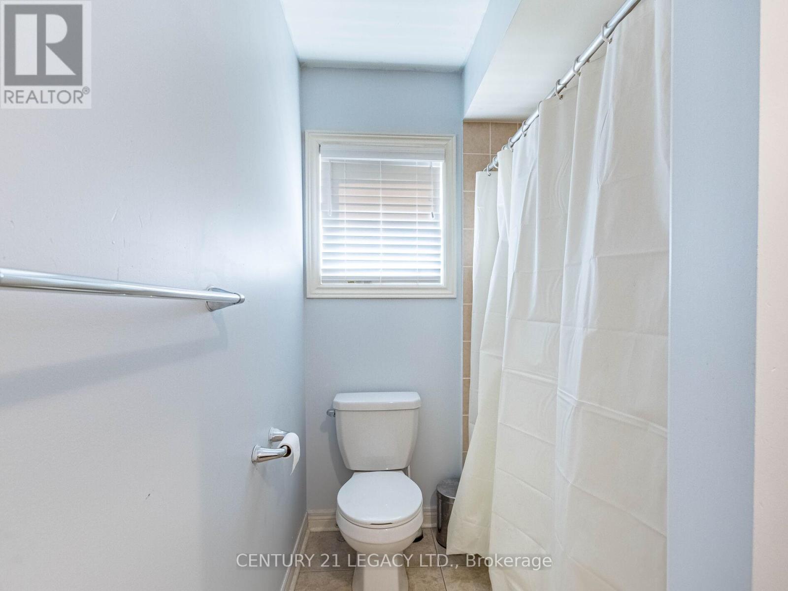 674 Coach Drive Se, Mississauga (Hurontario), Ontario  L5R 0C6 - Photo 45 - W12405183