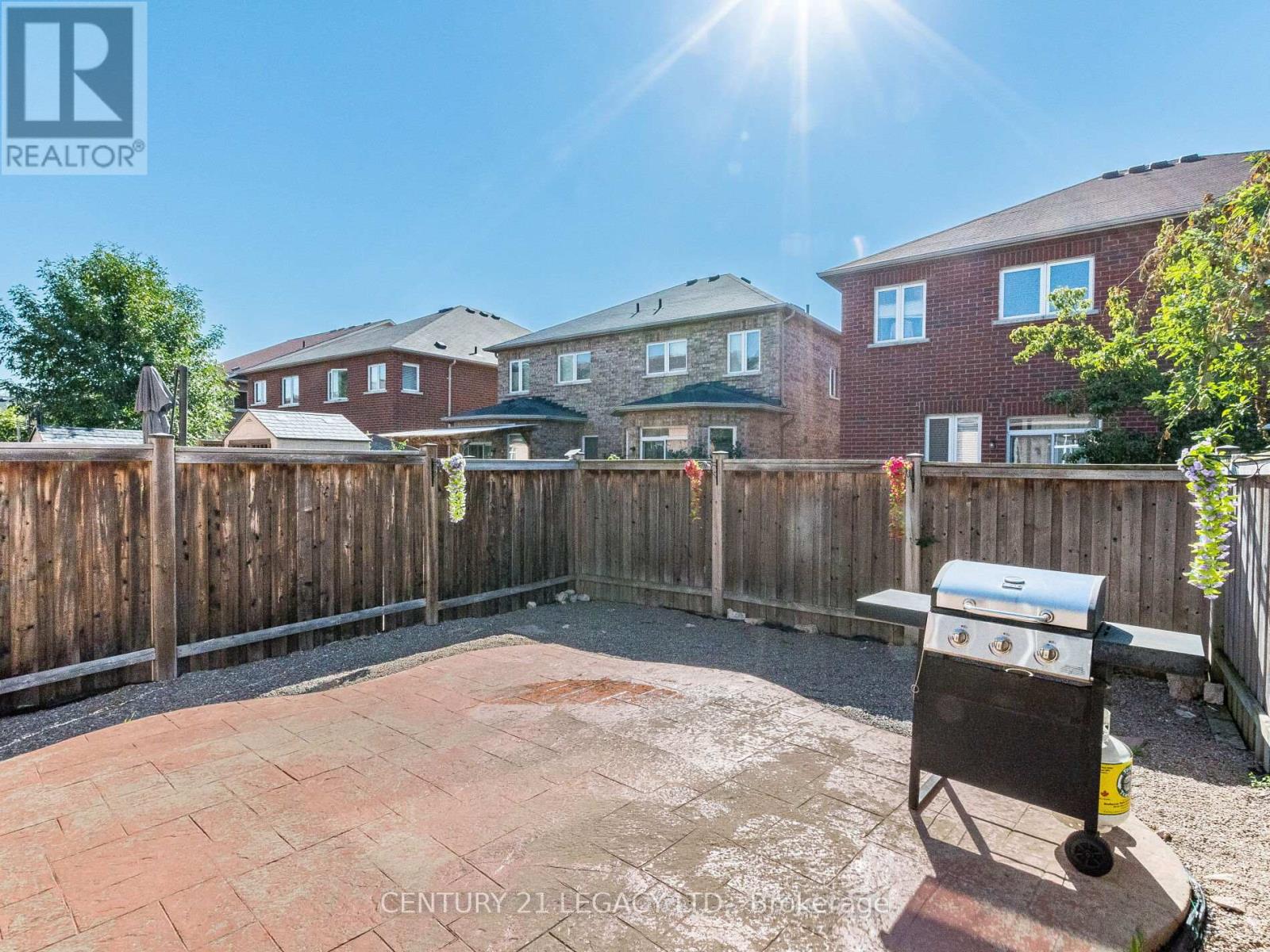 674 Coach Drive Se, Mississauga (Hurontario), Ontario  L5R 0C6 - Photo 47 - W12405183