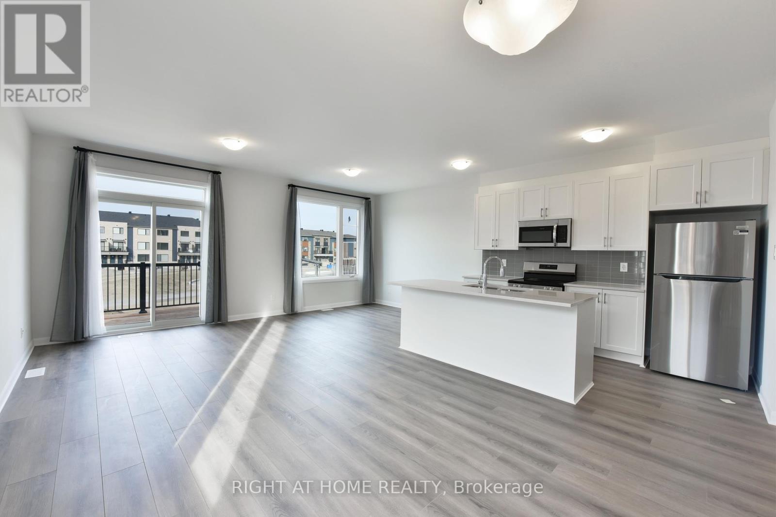 368 Clearpath Private, Ottawa, Ontario  K2T 0S6 - Photo 13 - X12405204
