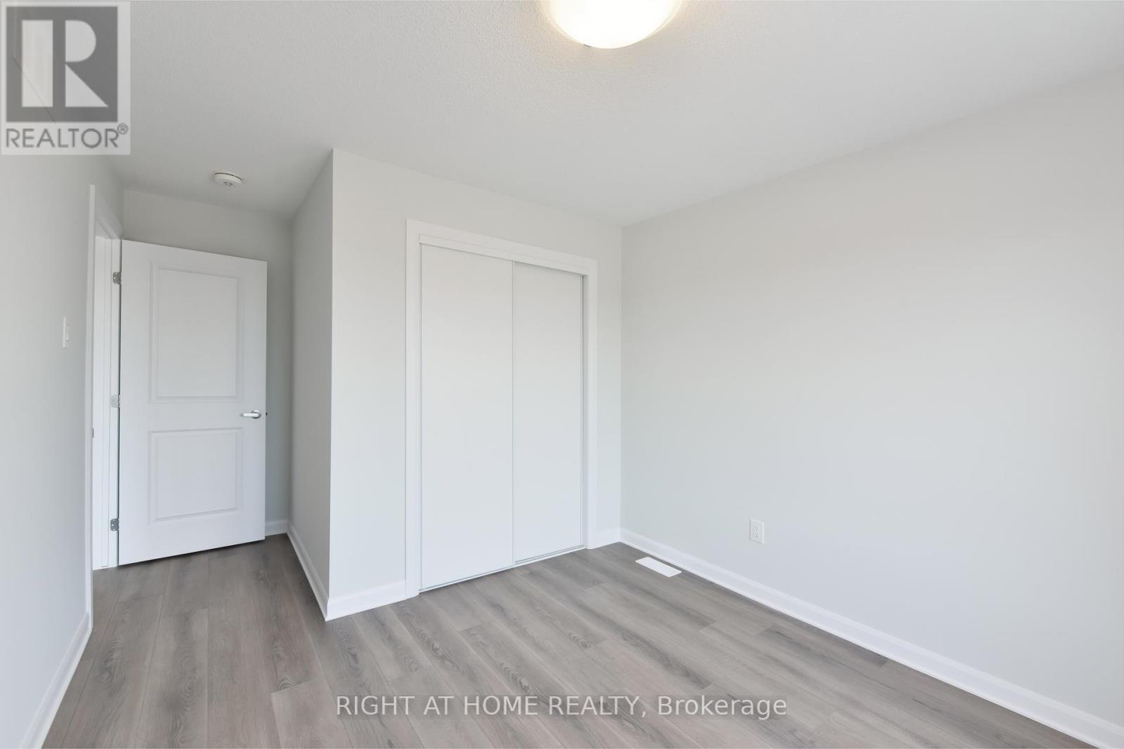 368 Clearpath Private, Ottawa, Ontario  K2T 0S6 - Photo 21 - X12405204
