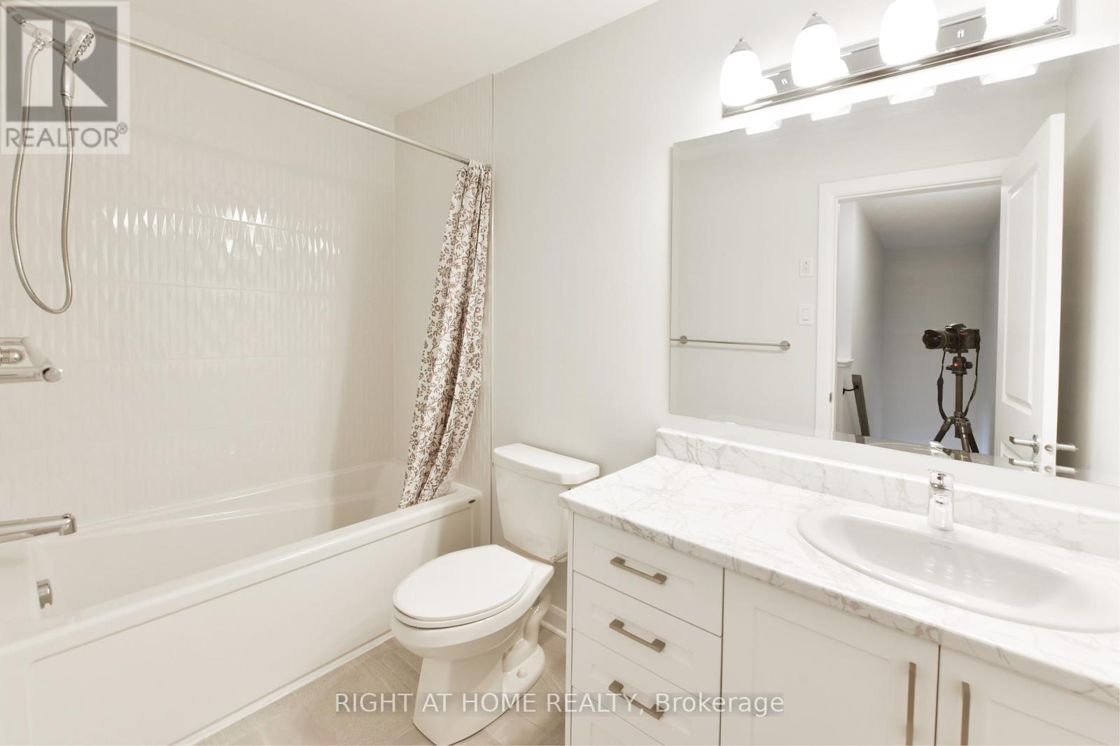 368 Clearpath Private, Ottawa, Ontario  K2T 0S6 - Photo 22 - X12405204