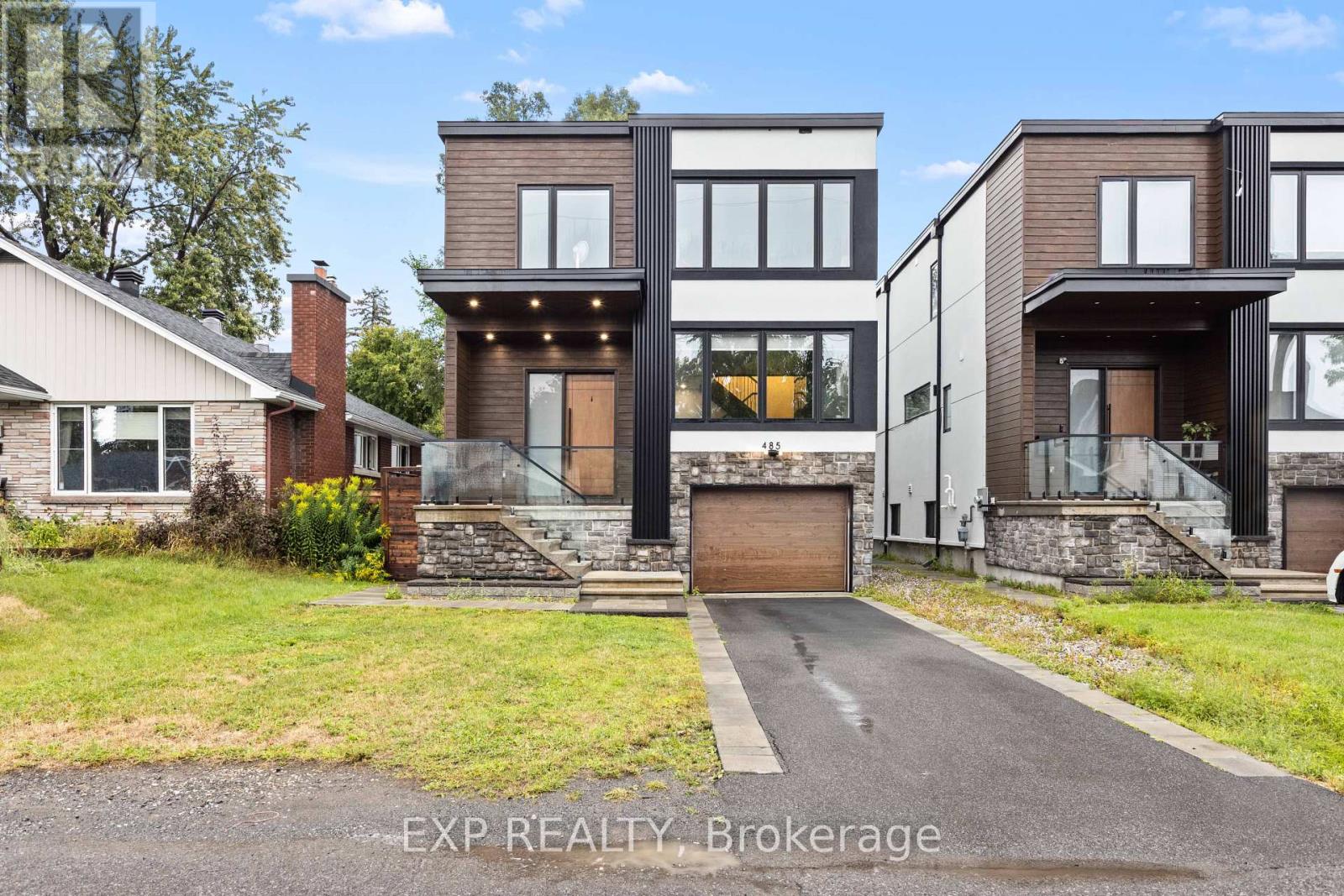 485 HARTLEIGH AVENUE, Ottawa, Ontario
