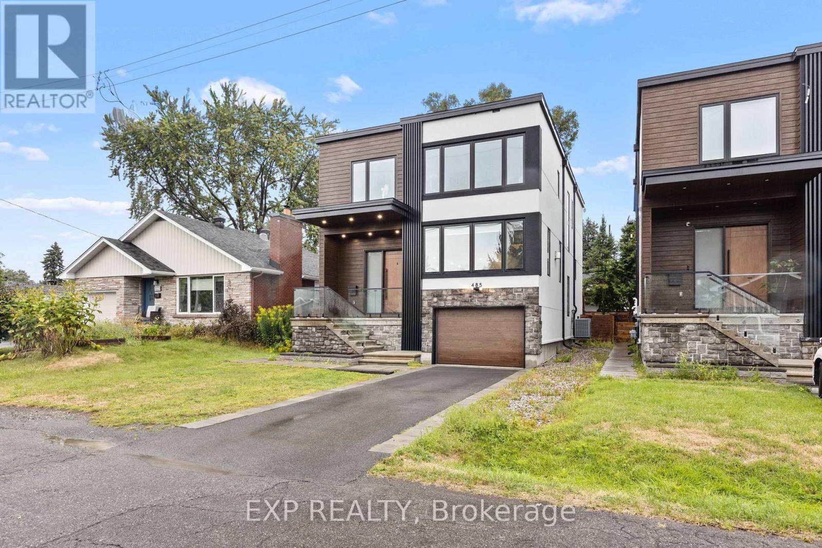 485 Hartleigh Avenue, Ottawa, Ontario  K2B 5J5 - Photo 2 - X12405220
