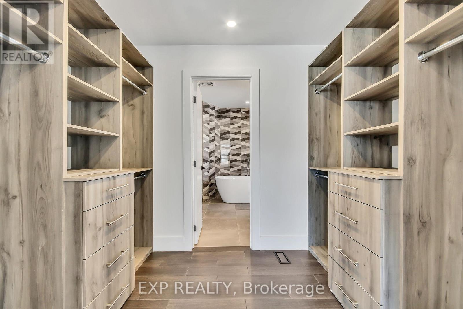 485 Hartleigh Avenue, Ottawa, Ontario  K2B 5J5 - Photo 20 - X12405220