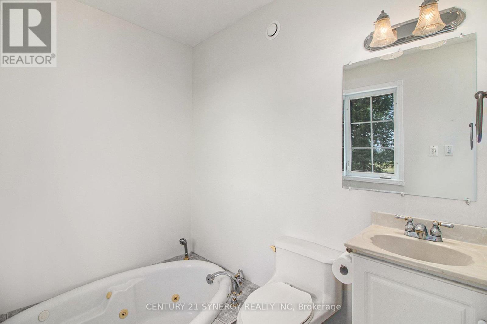 7 Bridge Street, North Stormont, Ontario  K0A 1R0 - Photo 19 - X12405238