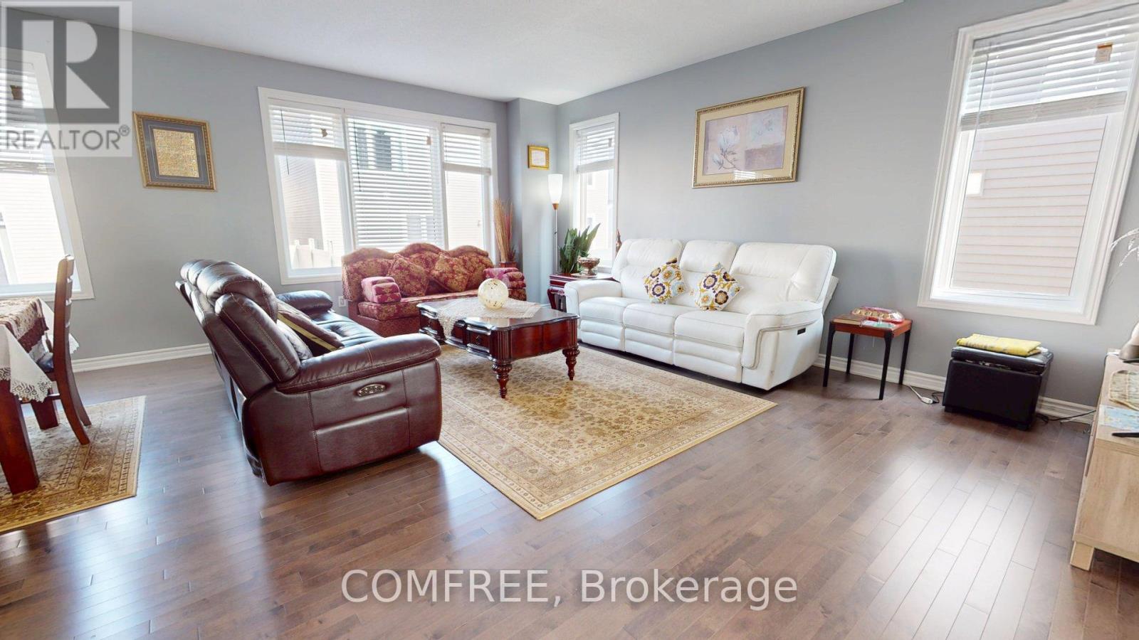 339 Lamarche Avenue, Ottawa, Ontario  K1W 0M9 - Photo 2 - X12405253
