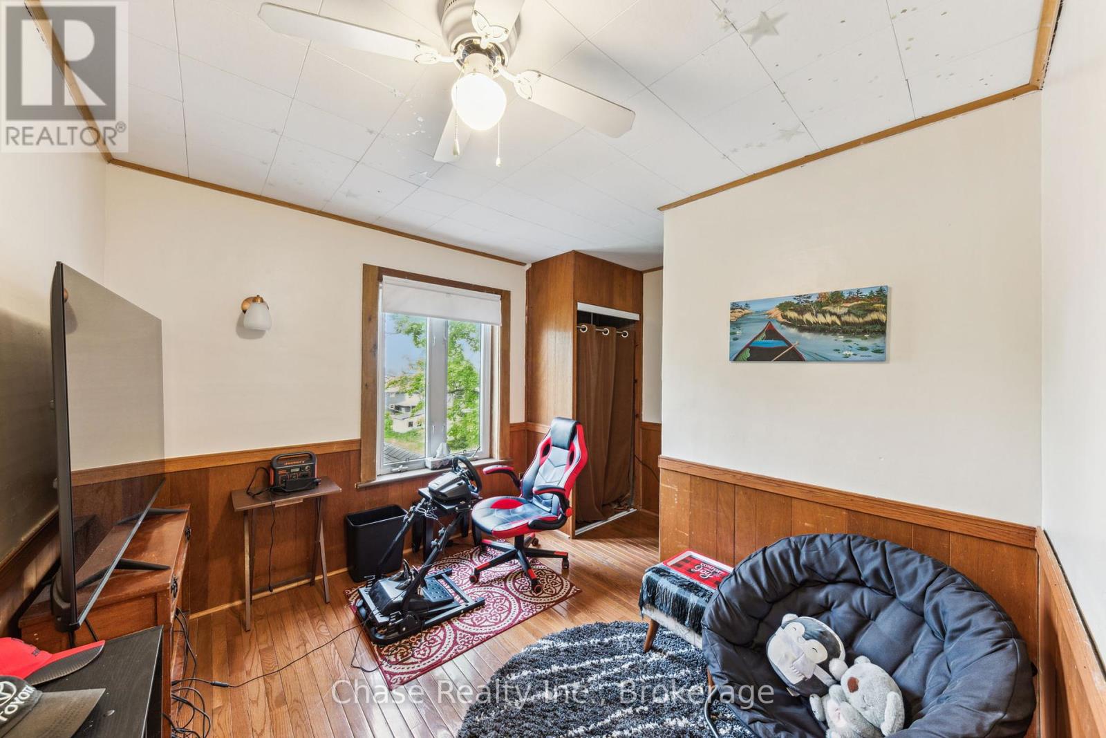 746 Sixth Avenue, Tay (Port Mcnicoll), Ontario  L0K 1R0 - Photo 19 - S12405256