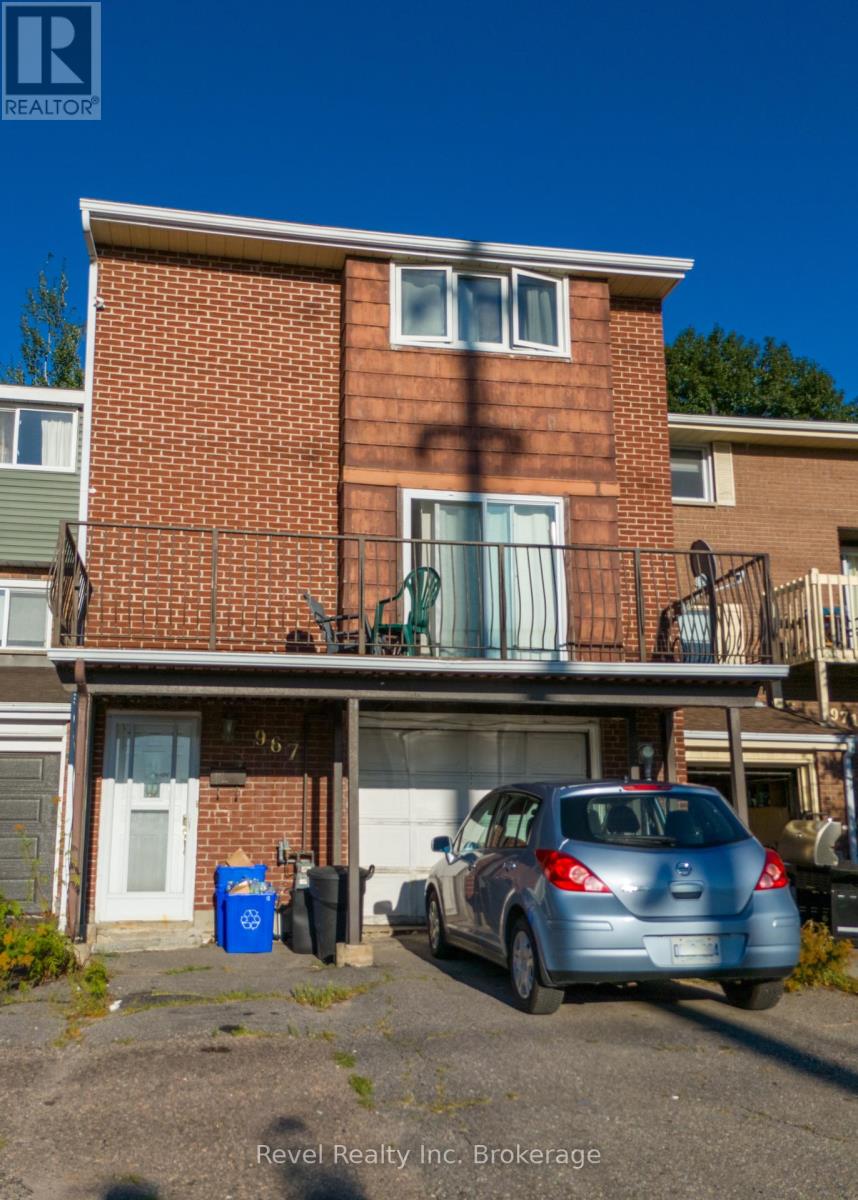 967 Tackaberry Drive, North Bay, Ontario  P1B 4R8 - Photo 1 - X12405227