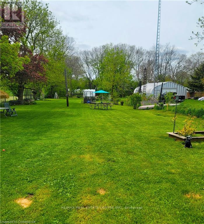 Property at 46 BRIDGE STREET E image 5