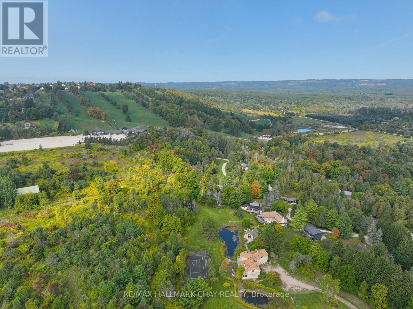 61 Pine River Crescent, Mulmur, Ontario  L9V 3H3 - Photo 3 - X12405163