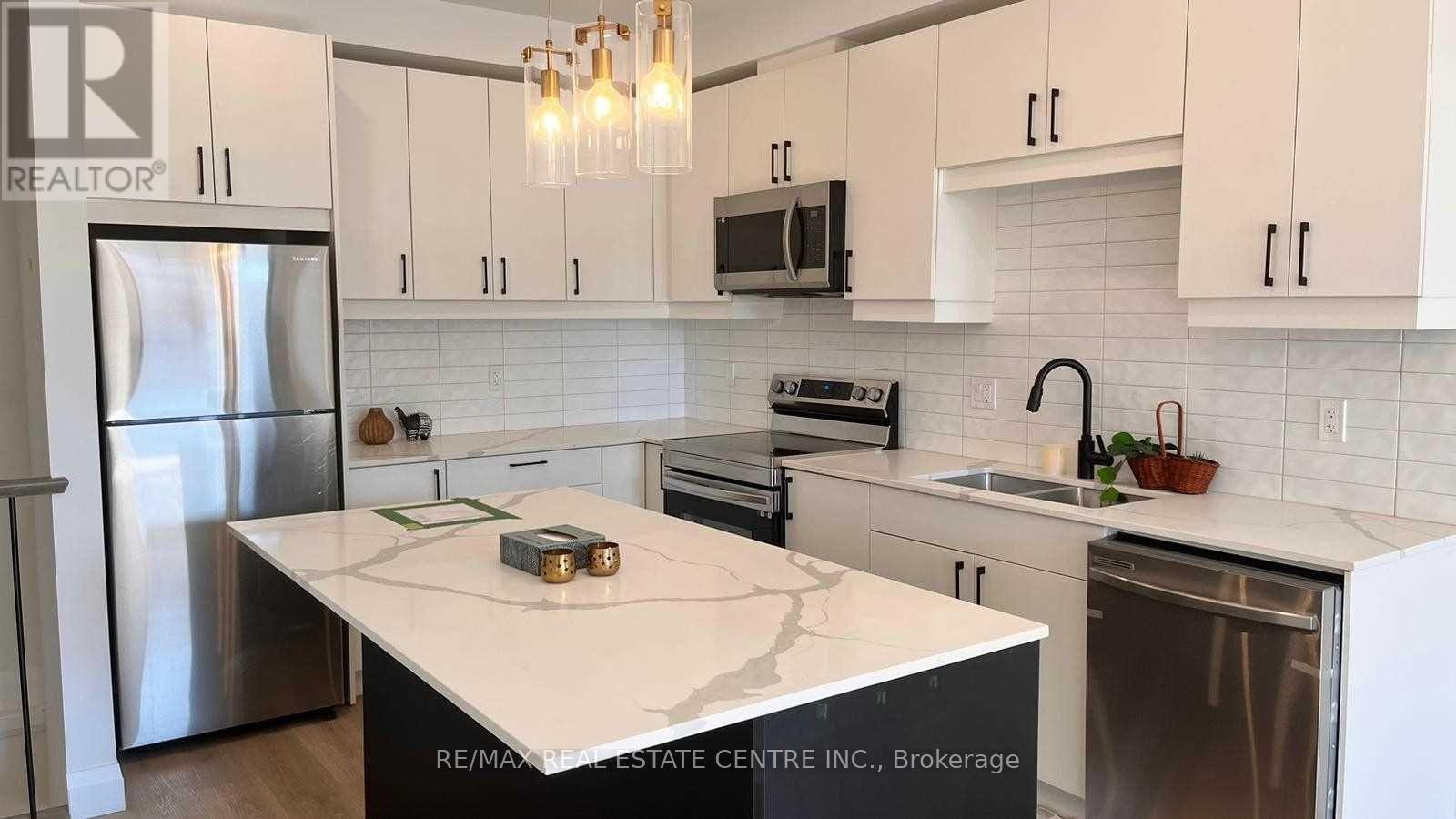 71 - 3900 Savoy Street, London South (South V), Ontario  N6P 0A3 - Photo 8 - X12405189