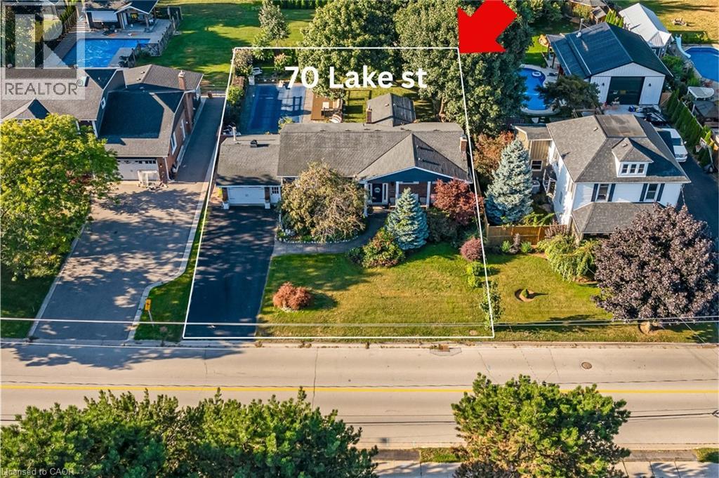 70 Lake Street, Grimsby, Ontario  L3M 2G7 - Photo 2 - 40764547