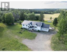1870 SANDY BEACH ROAD, Laurentian Valley, Ontario