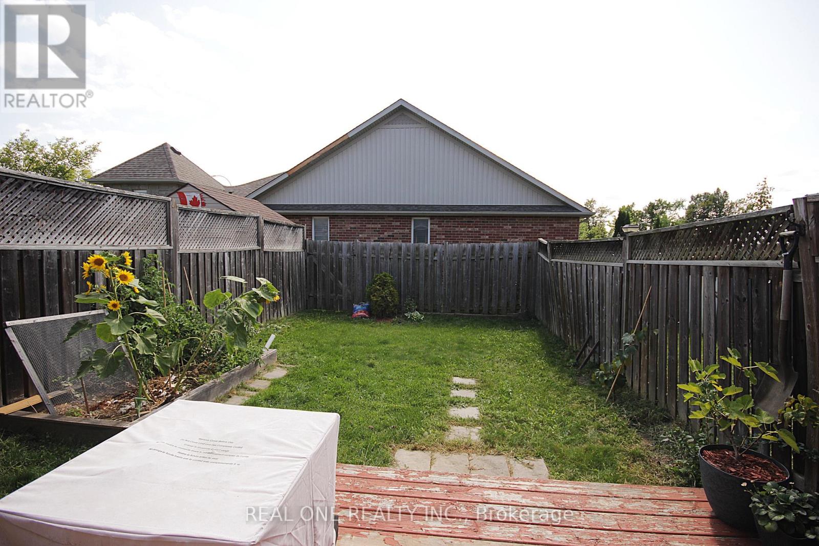 43 Shephard Avenue, New Tecumseth, Ontario  L9R 2E8 - Photo 28 - N12393128