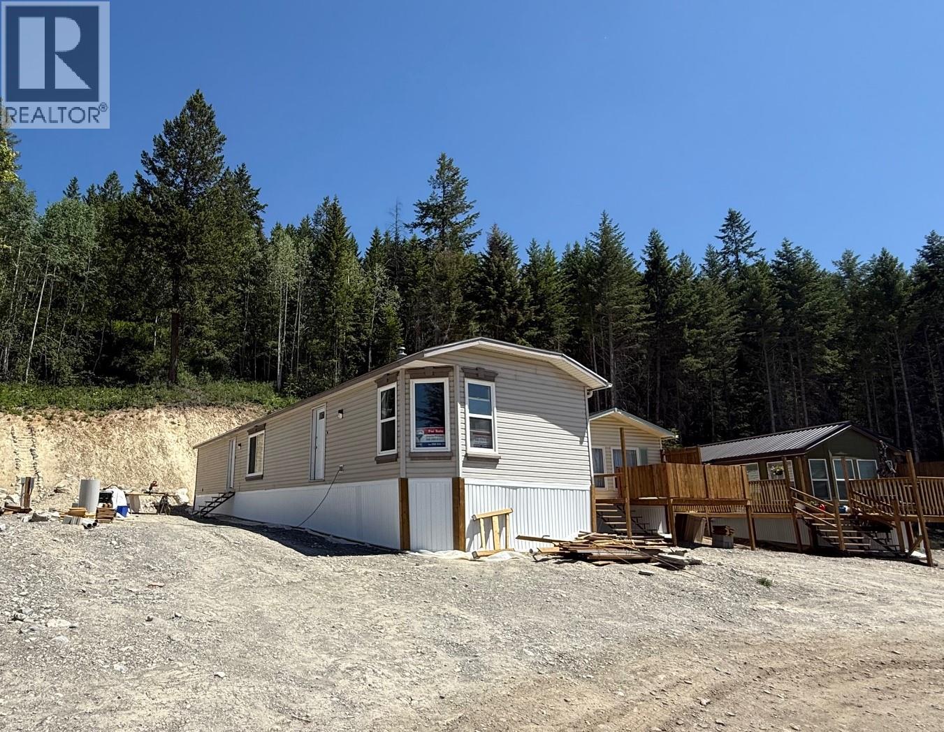 686 Almberg Road Unit# #51, Golden, British Columbia  V0A 1H2 - Photo 1 - 10344191