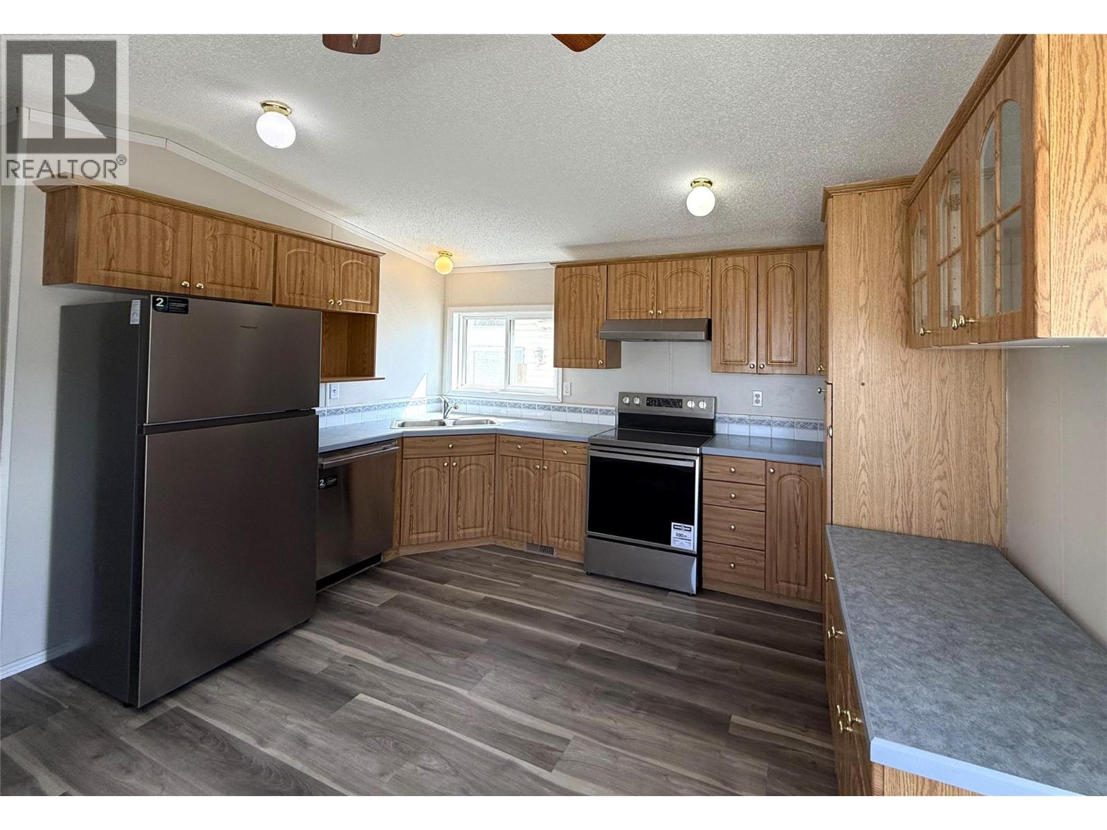 686 Almberg Road Unit# #51, Golden, British Columbia  V0A 1H2 - Photo 9 - 10344191