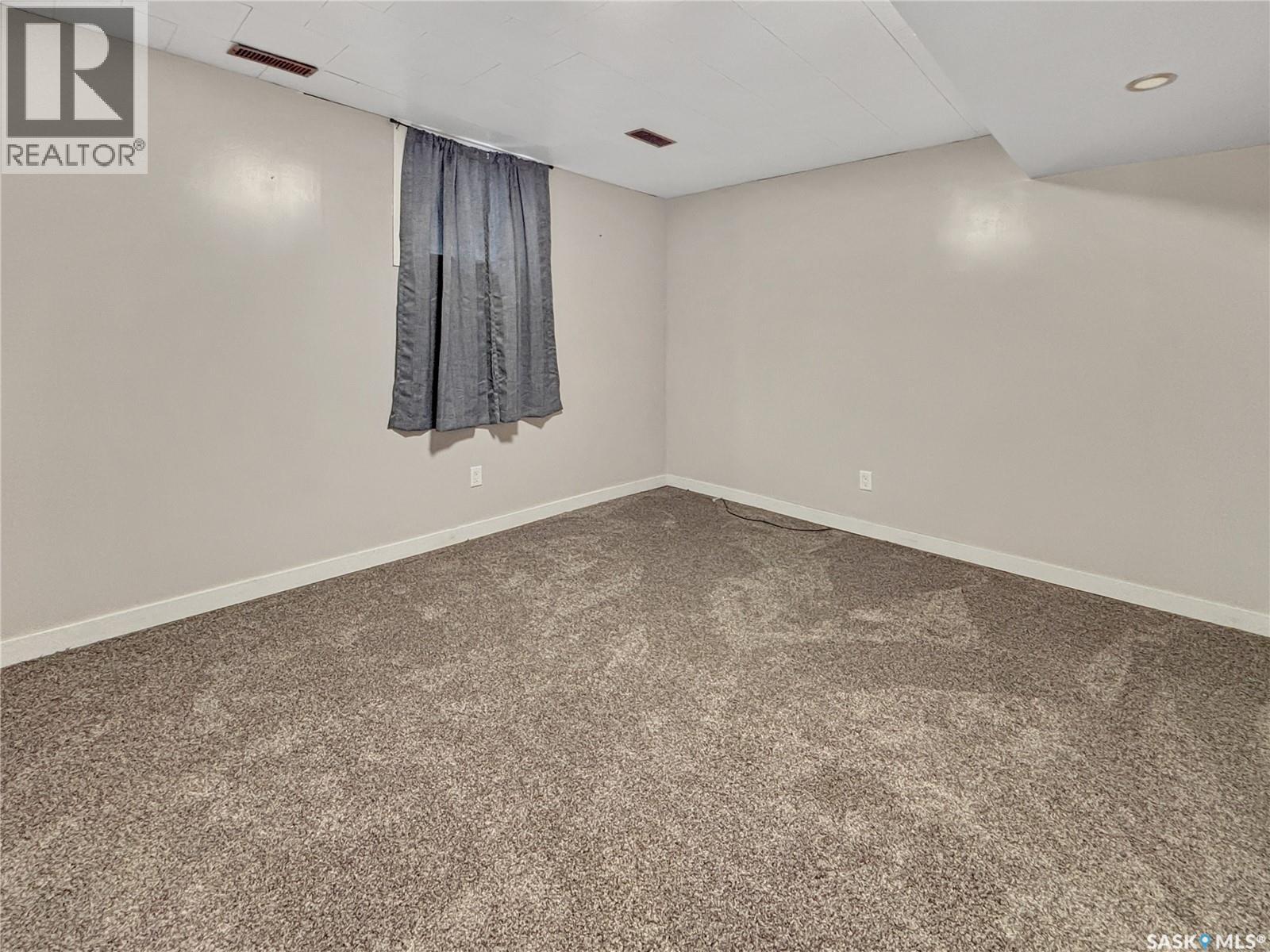 1512 104th Street, North Battleford, Saskatchewan  S9A 1P5 - Photo 12 - SK018380