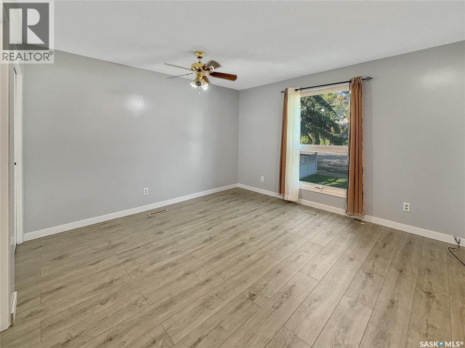 1512 104th Street, North Battleford, Saskatchewan  S9A 1P5 - Photo 6 - SK018380