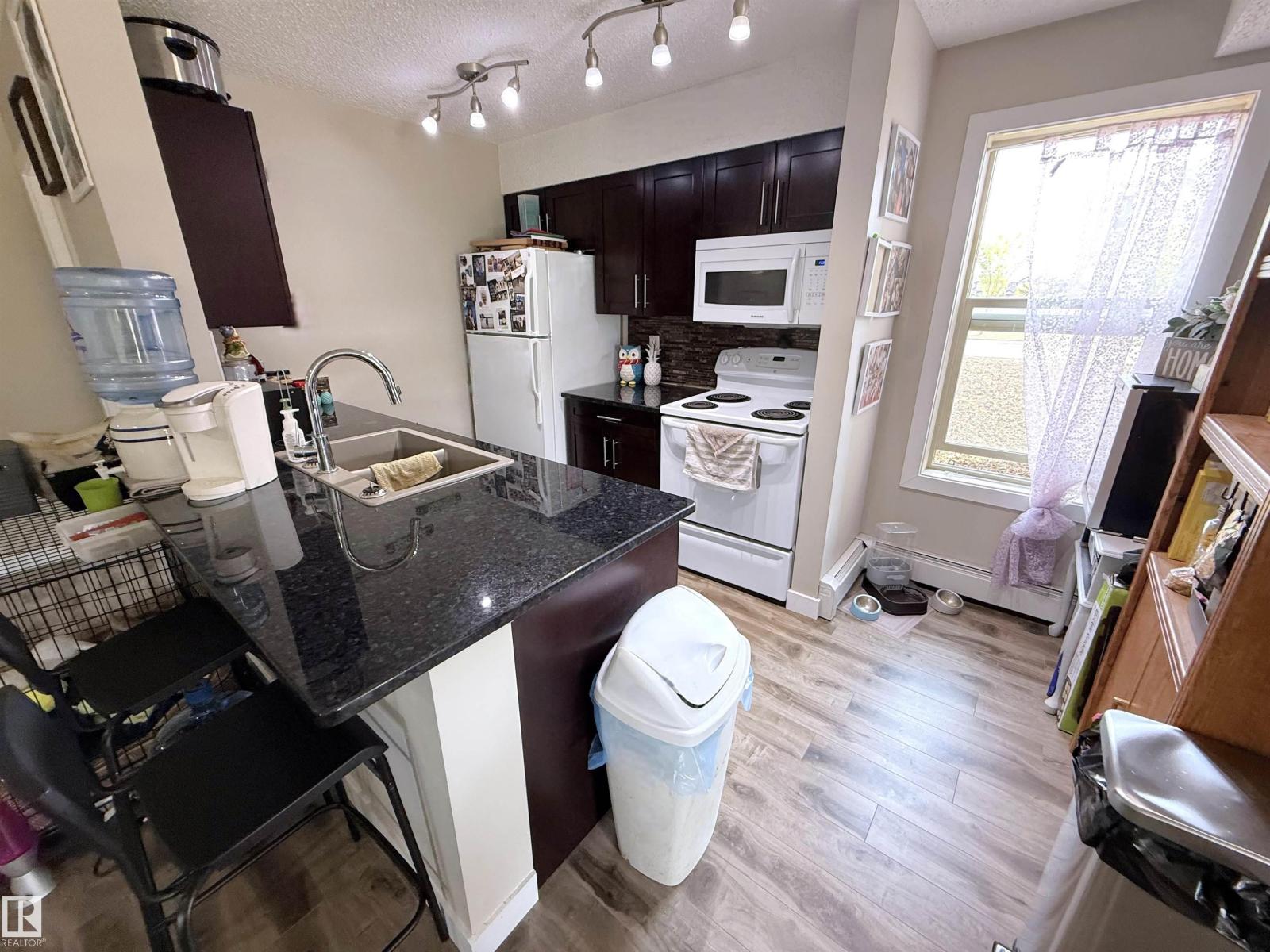 #101 11803 22 Av Sw, Edmonton, Alberta  T6W 2R9 - Photo 3 - E4457886