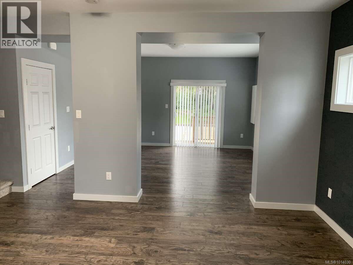 Property at 4 6146 Ryall Rd image 4