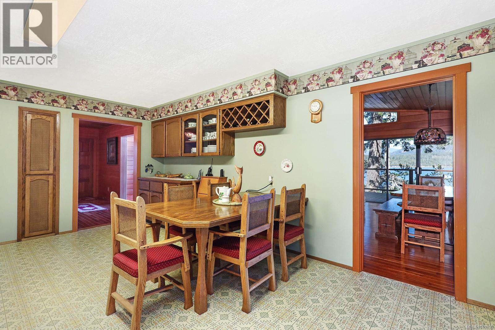 651 Gorge Harbour, Cortes Island, British Columbia  V0P 1Z0 - Photo 18 - 1013996