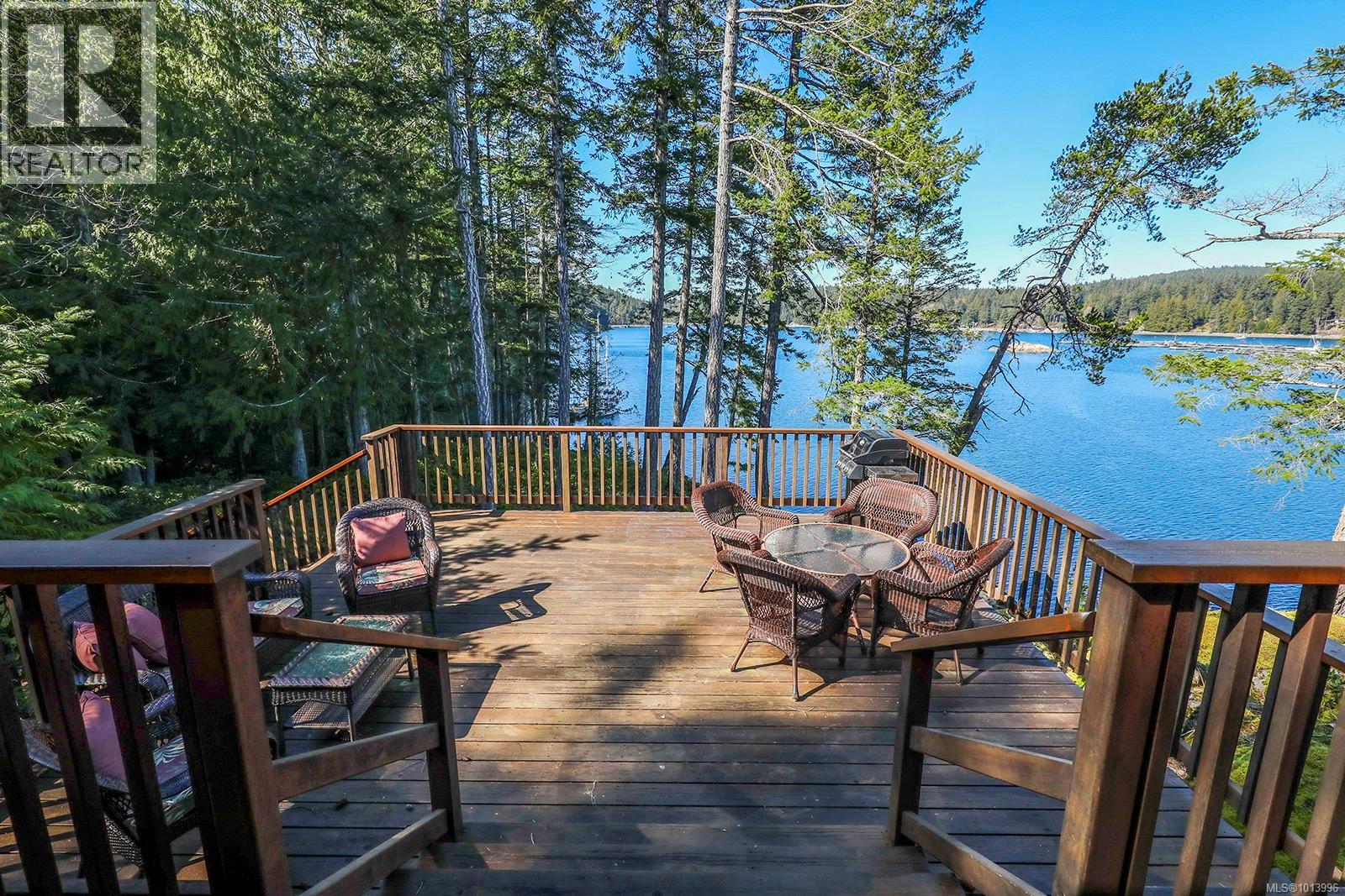 651 Gorge Harbour, Cortes Island, British Columbia  V0P 1Z0 - Photo 27 - 1013996