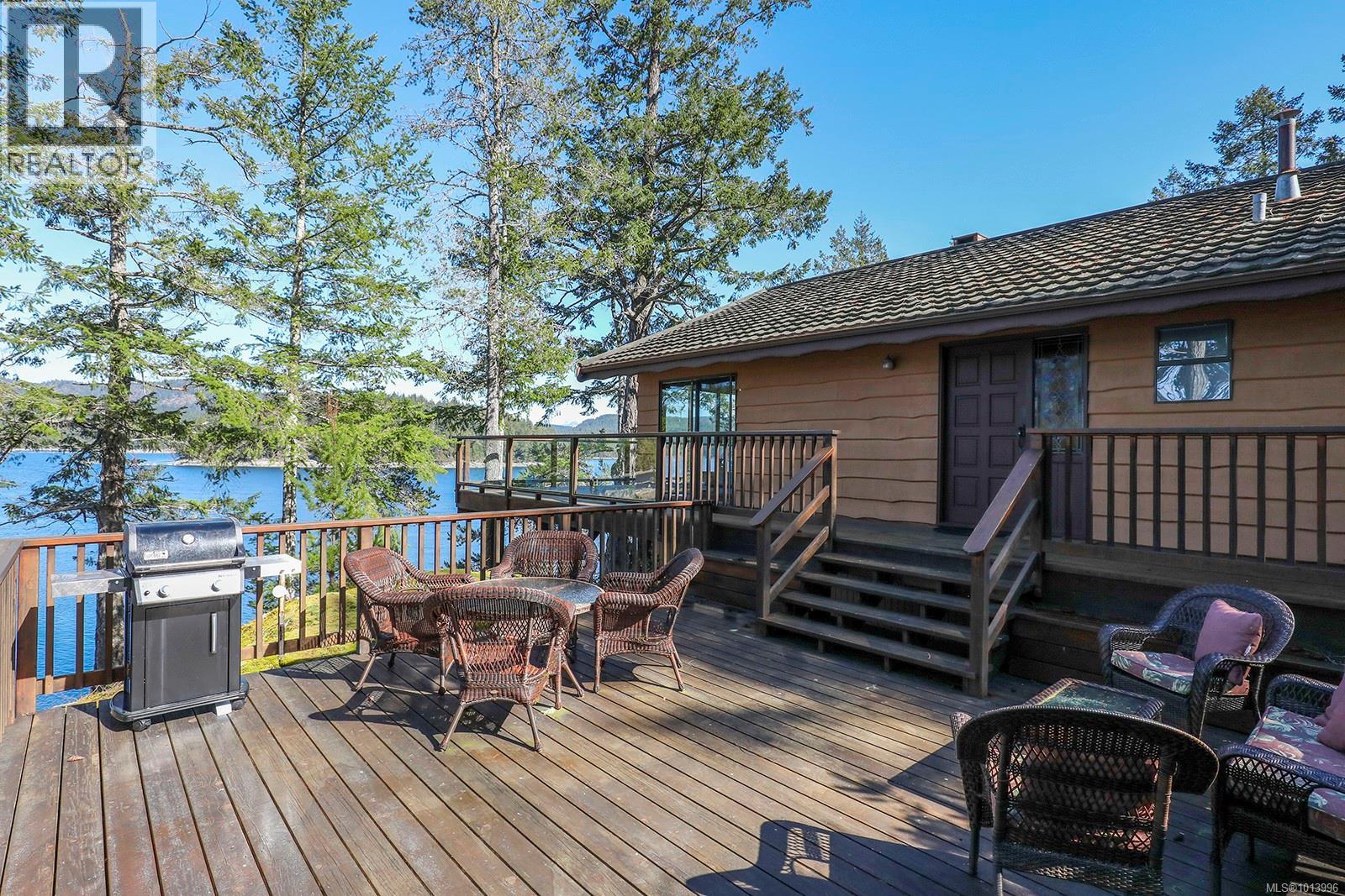 651 Gorge Harbour, Cortes Island, British Columbia  V0P 1Z0 - Photo 29 - 1013996