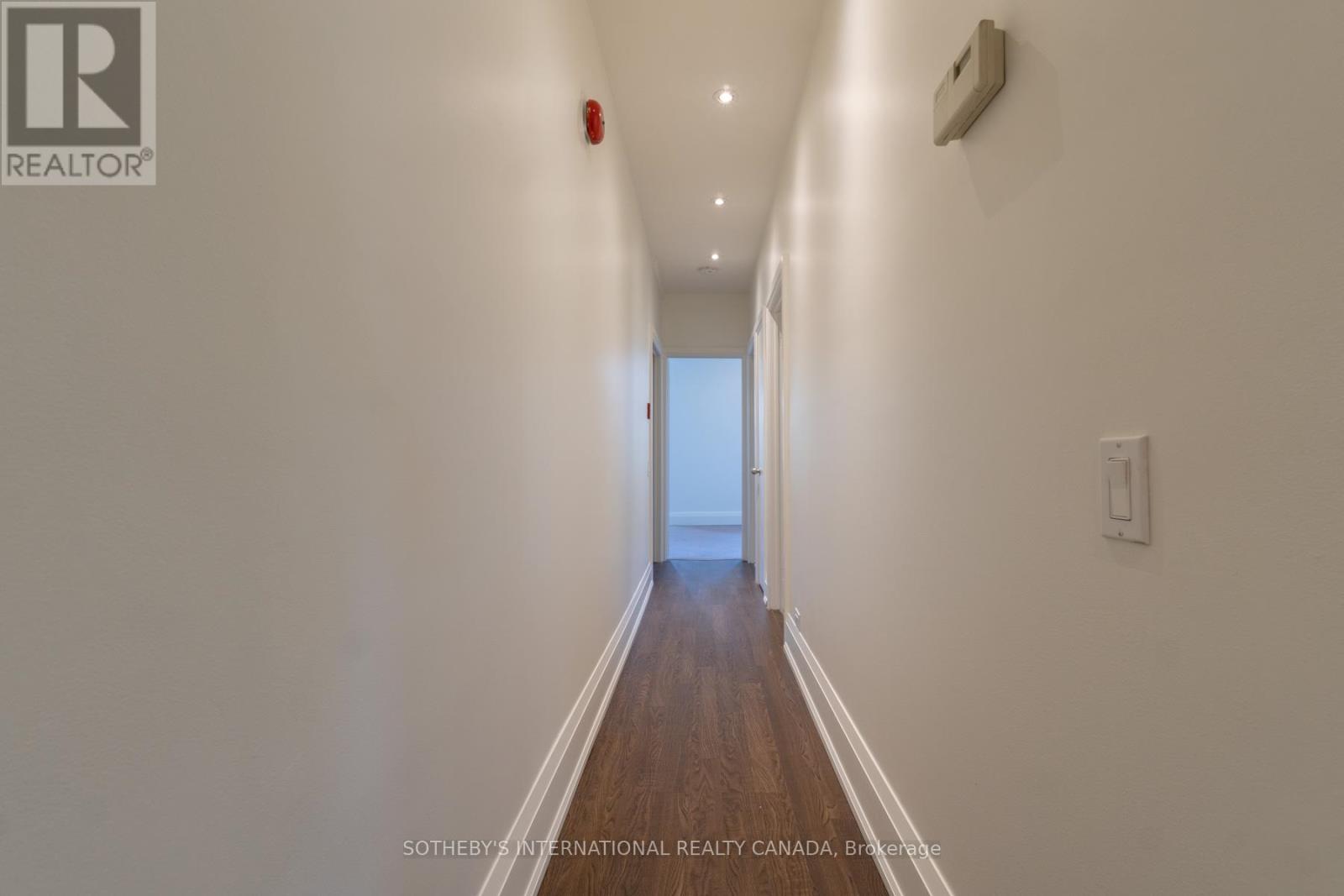Unit 2 - 215-217 Carlton Street, Toronto, Ontario  M5A 2K9 - Photo 9 - C12405242