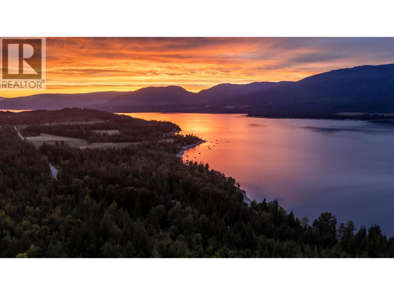 5147 Sunset Drive, Eagle Bay, British Columbia  V0E 1T0 - Photo 3 - 10363000