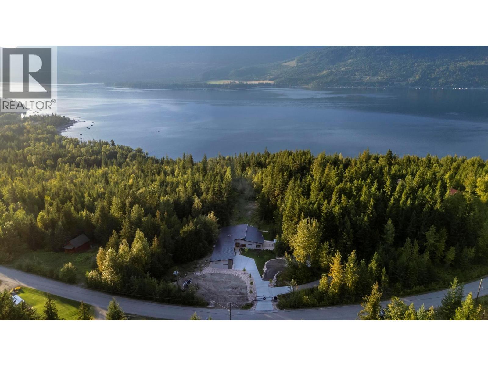 5147 Sunset Drive, Eagle Bay, British Columbia  V0E 1T0 - Photo 49 - 10363000