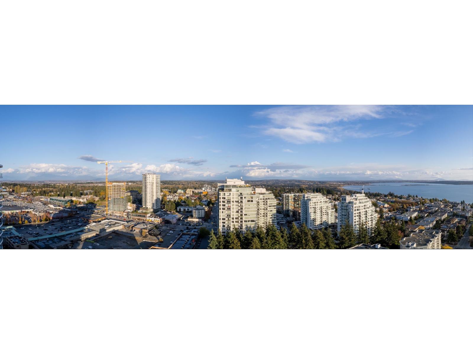 2102 1475 FOSTER STREET, White Rock, British Columbia