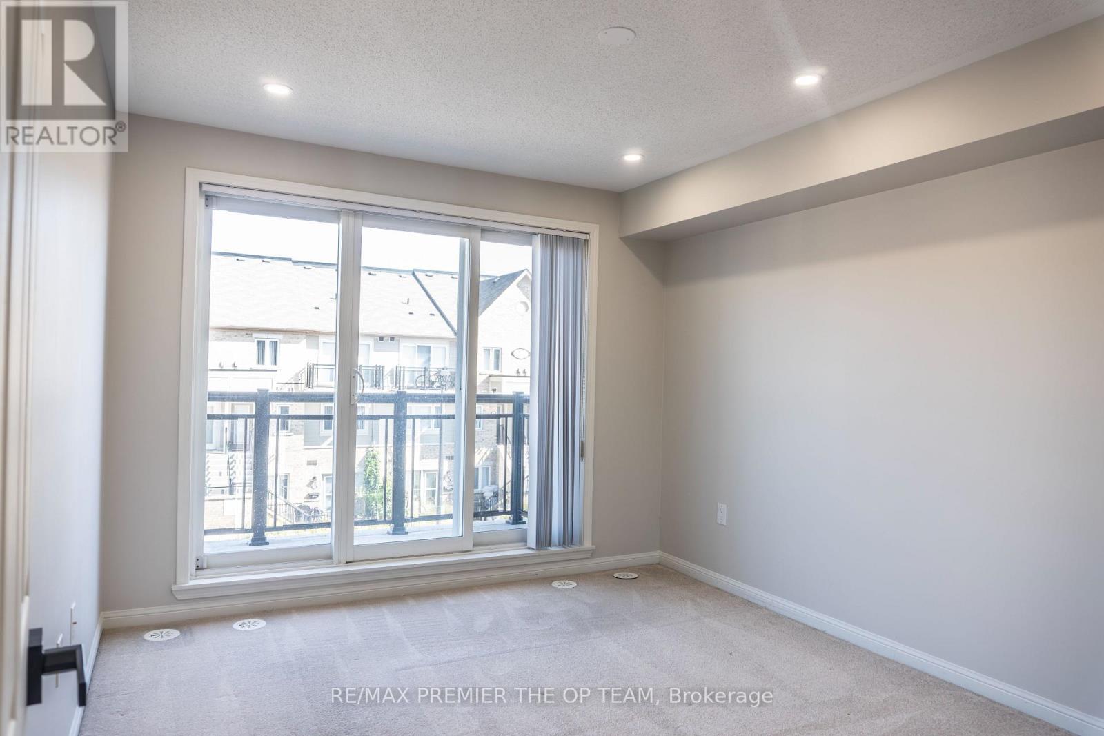 120 - 250 Sunny Meadow Boulevard, Brampton, Ontario  L6R 3Y7 - Photo 17 - W12405201