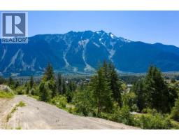 7508 PEBBLE CREEK DRIVE