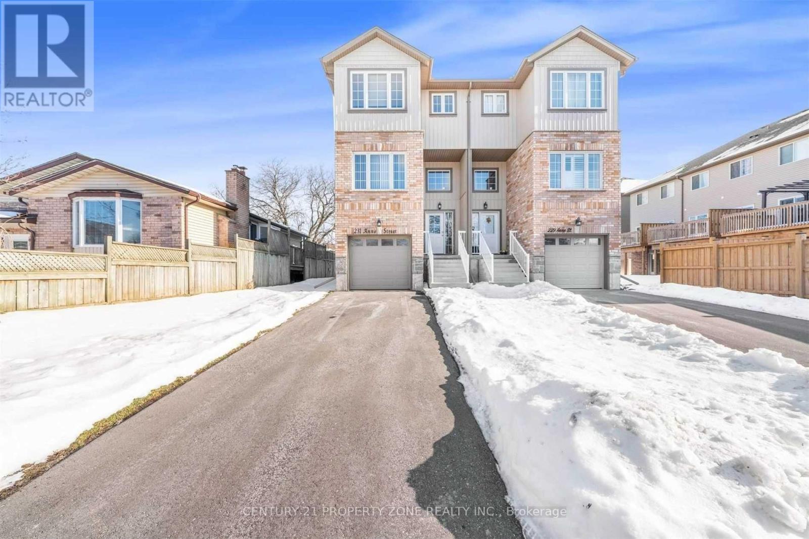 Property at 231 ANNE STREET image 2