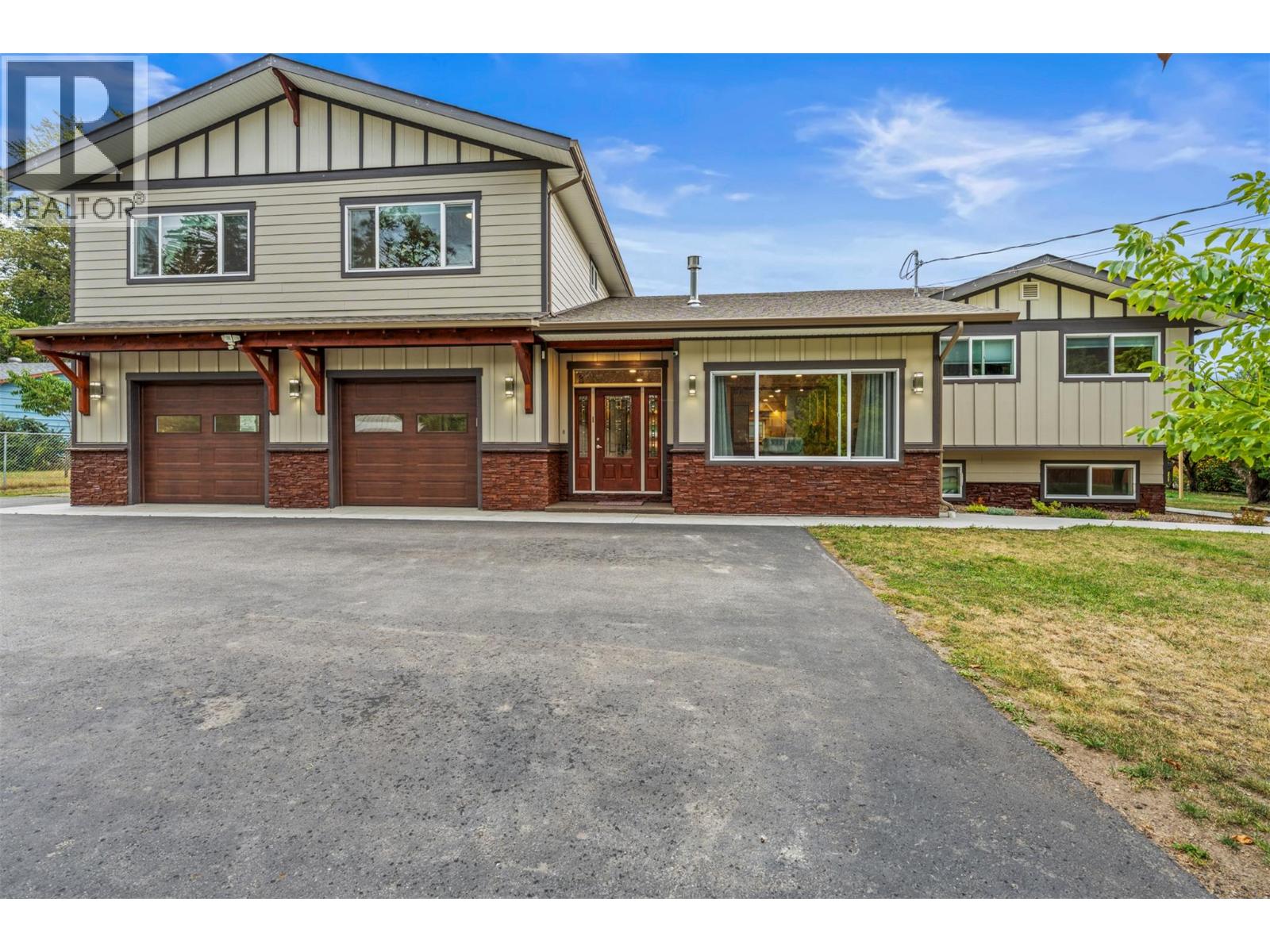 5936 Highway 6, Coldstream, British Columbia  V1B 1C8 - Photo 2 - 10362998