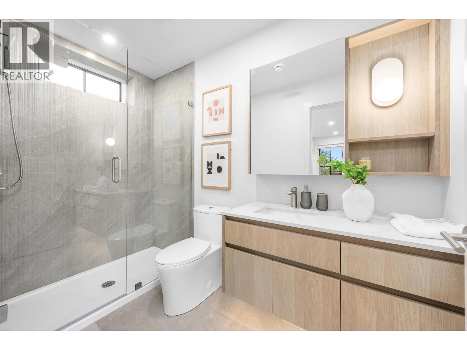 2 2136 E 10th Avenue, Vancouver, British Columbia  V5N 1Y1 - Photo 31 - R3047959