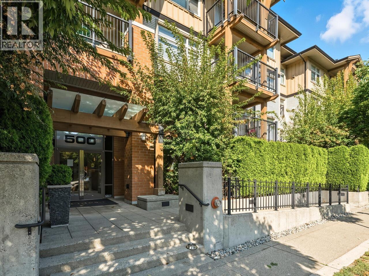 210 500 KLAHANIE DRIVE, Port Moody, British Columbia