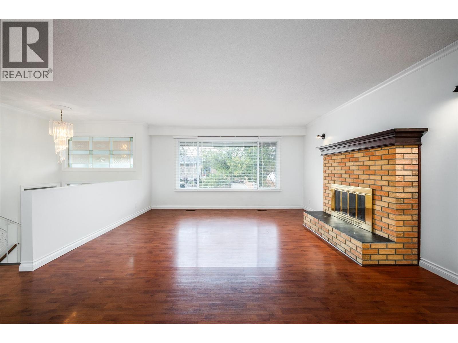 Photo 10 at 1463 Braemar Street, Glenmore, Kelowna Photo 10 at 1463 Braemar Street, Glenmore, Kelowna