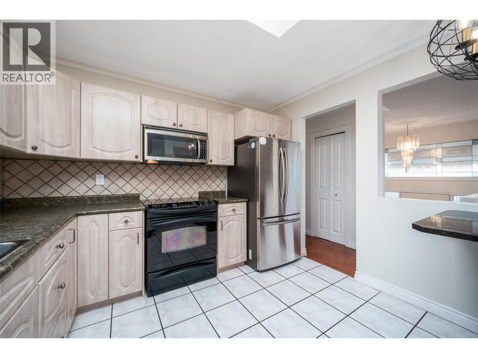 Photo 15 at 1463 Braemar Street, Glenmore, Kelowna Photo 15 at 1463 Braemar Street, Glenmore, Kelowna