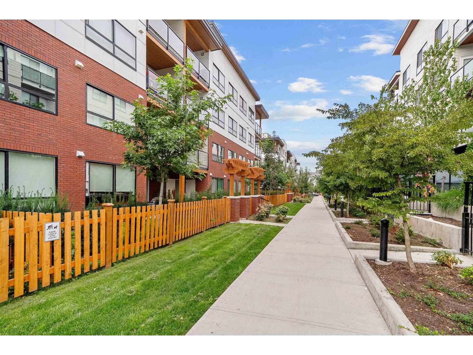 405 20286 72b Avenue, Langley, British Columbia  V2Y 1T9 - Photo 6 - R3047493
