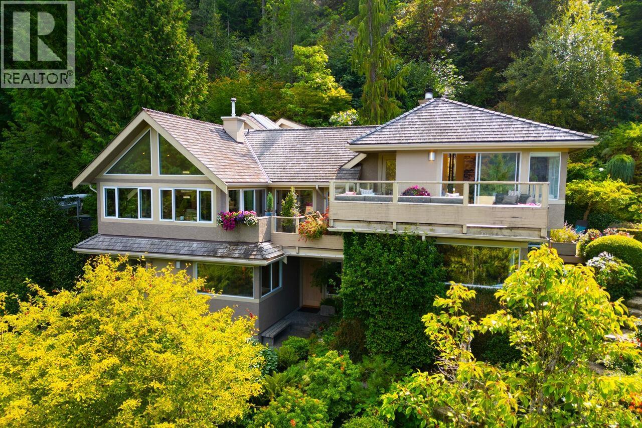5480 KEITH ROAD, West Vancouver, British Columbia