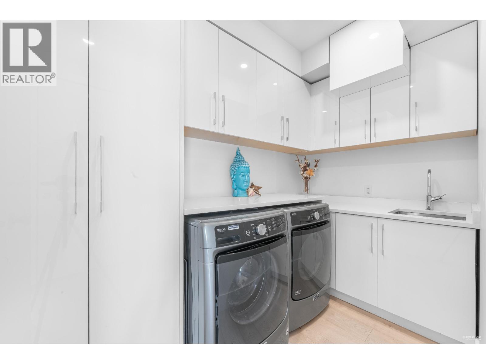 919 E 4th Street, North Vancouver, British Columbia  V7L 1K3 - Photo 19 - R3047899