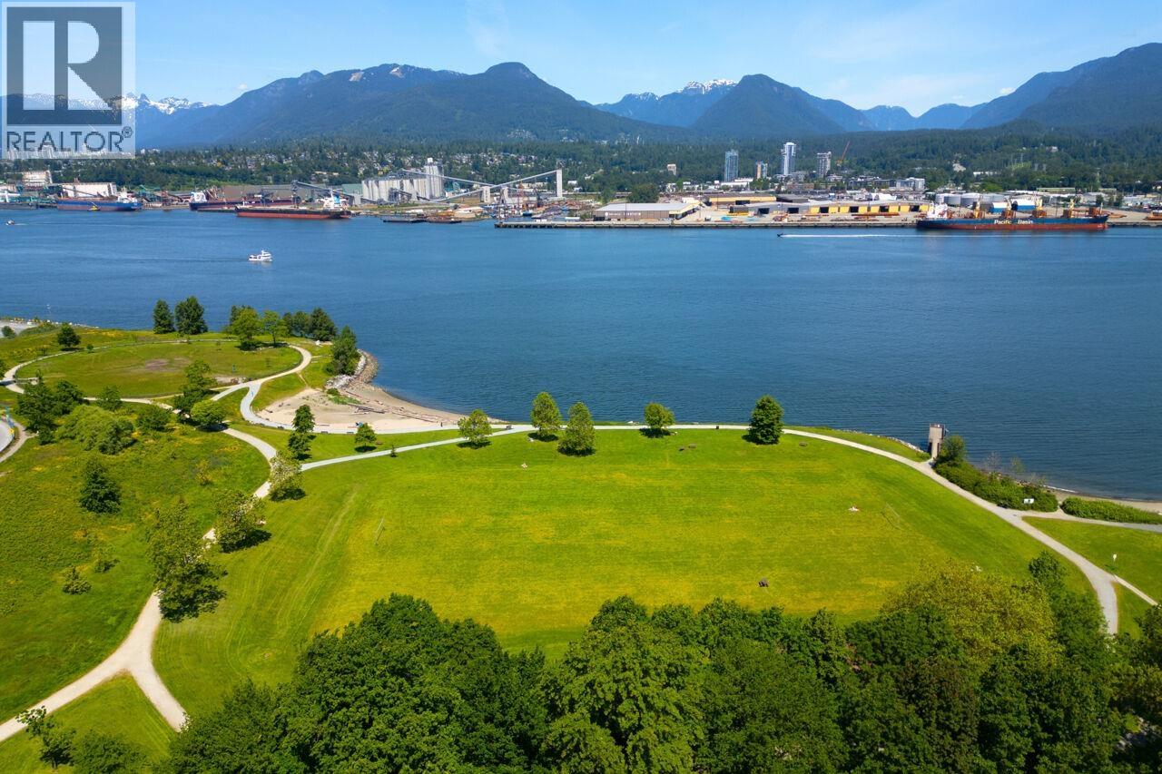 2466 Eton Street, Vancouver, British Columbia  V5K 1J5 - Photo 35 - R3047946