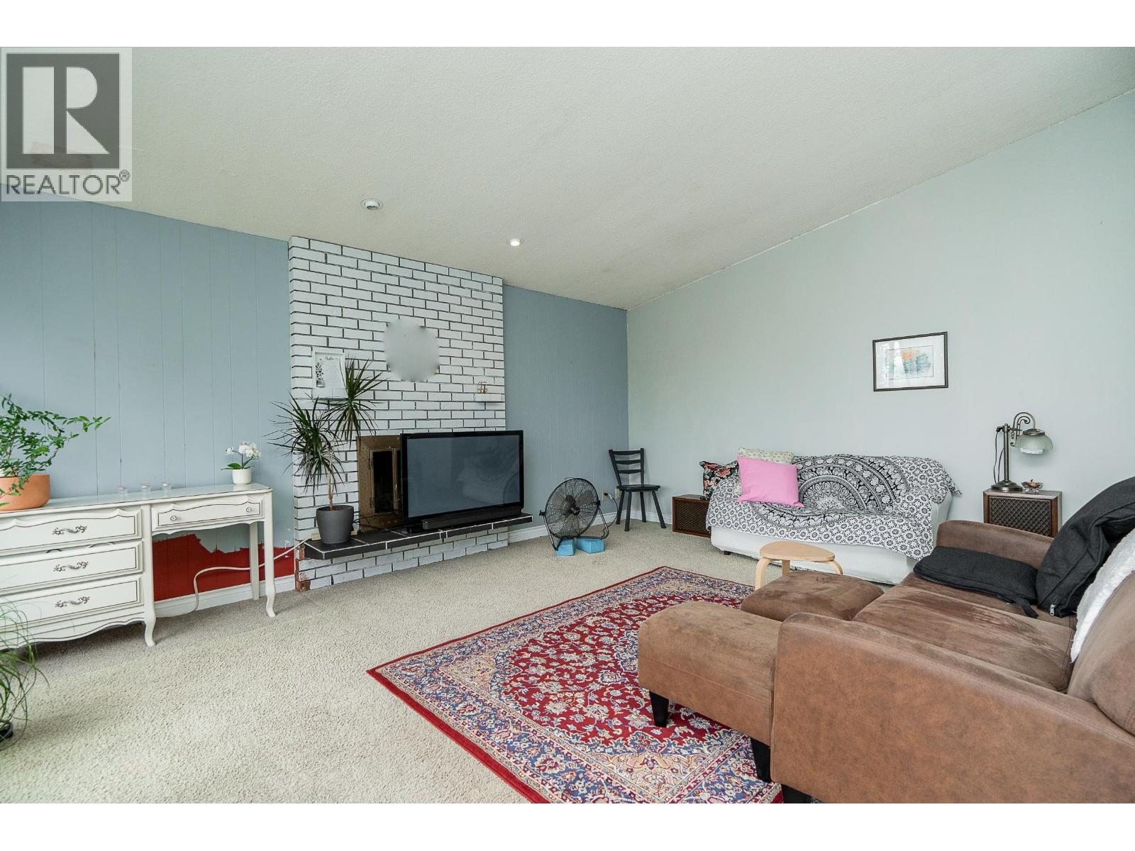 992 Saddle Street, Coquitlam, British Columbia  V3C 3N5 - Photo 5 - R3047968