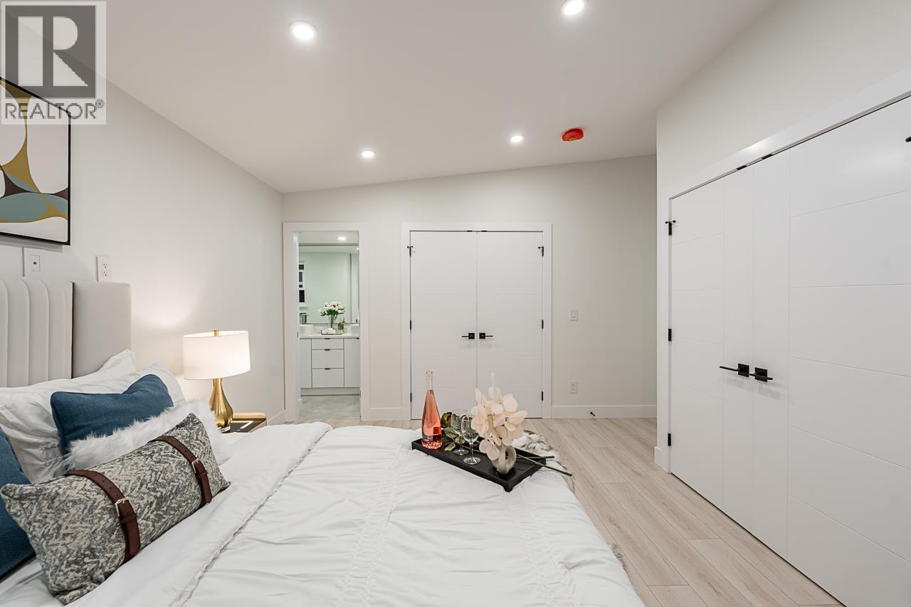 531 Greenway Avenue, North Vancouver, British Columbia  V7N 3C9 - Photo 12 - R3047972
