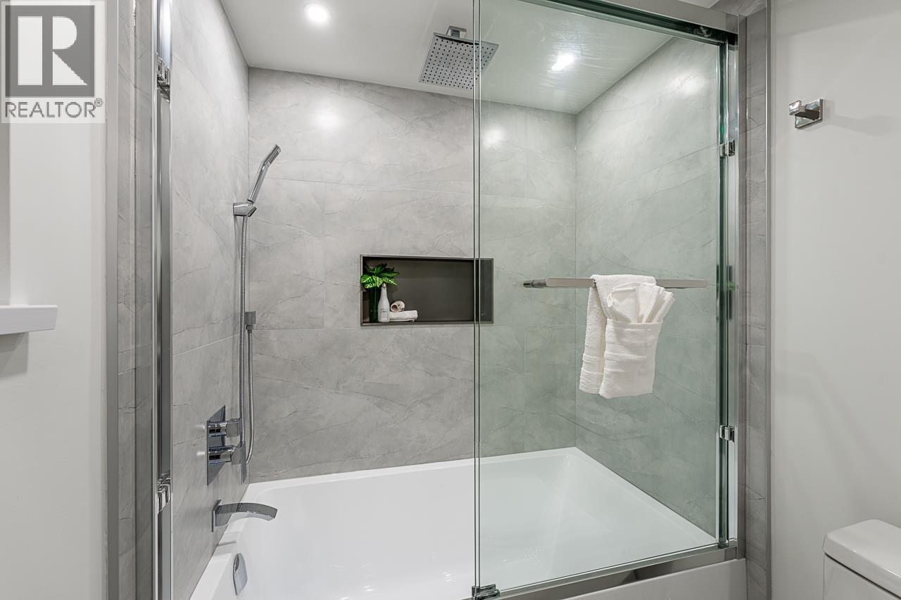 531 Greenway Avenue, North Vancouver, British Columbia  V7N 3C9 - Photo 14 - R3047972