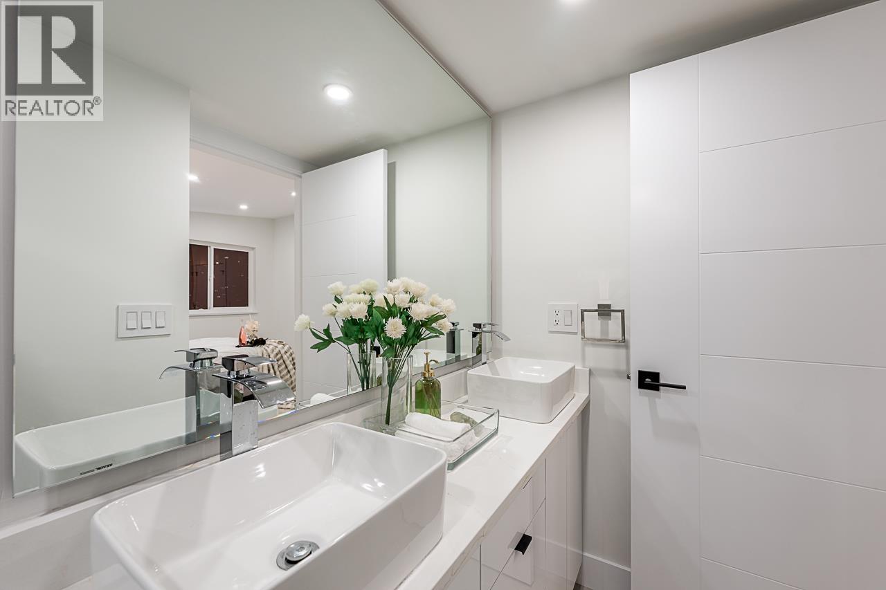 531 Greenway Avenue, North Vancouver, British Columbia  V7N 3C9 - Photo 15 - R3047972