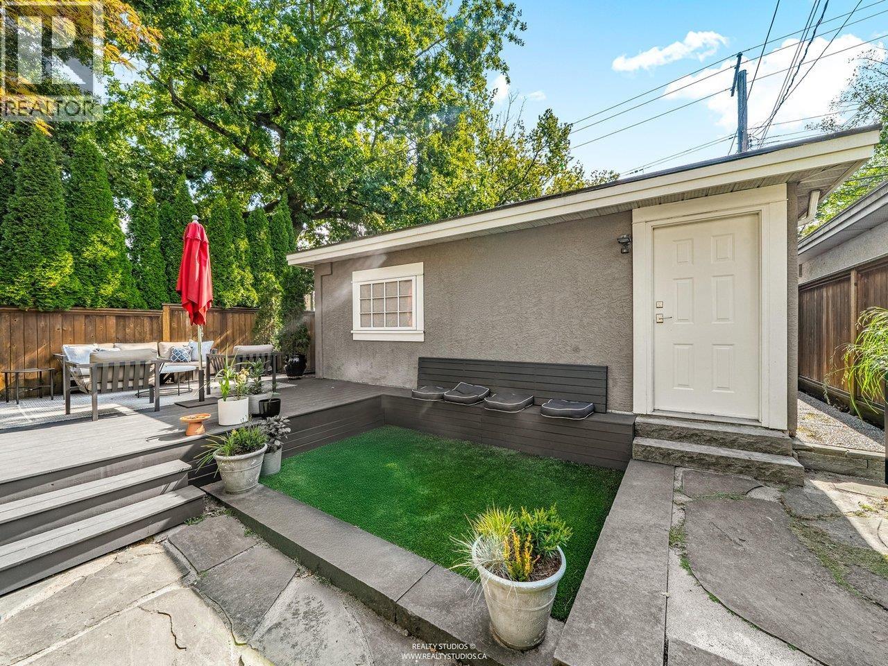 2702 W 15th Avenue, Vancouver, British Columbia  V6K 2Z8 - Photo 21 - R3048031